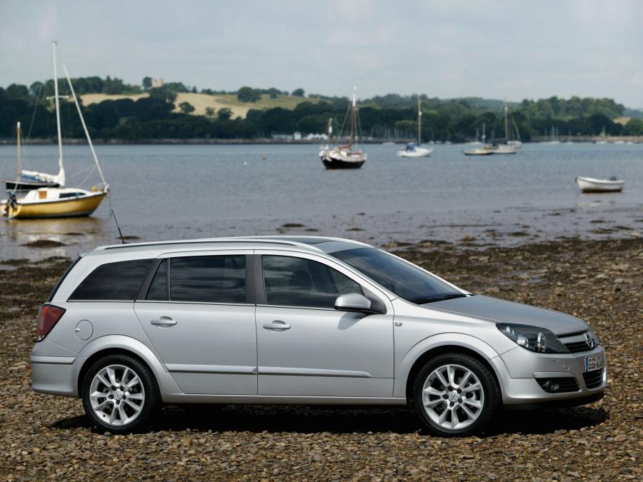  Opel Astra Combi H 2004 года  (фото 19 из 28)